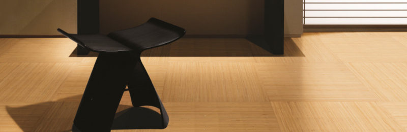 籐タイル施工例：和食店の個室、天然素材の床材